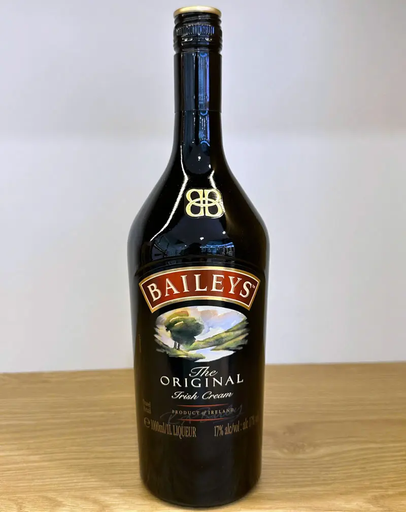 Rượu (mùi) hiệu:BAILEY'S IRISH CREAM 1000ml,nồng độ cồn: 17% , 12 chai/thùng ( Hàng mới 100%)