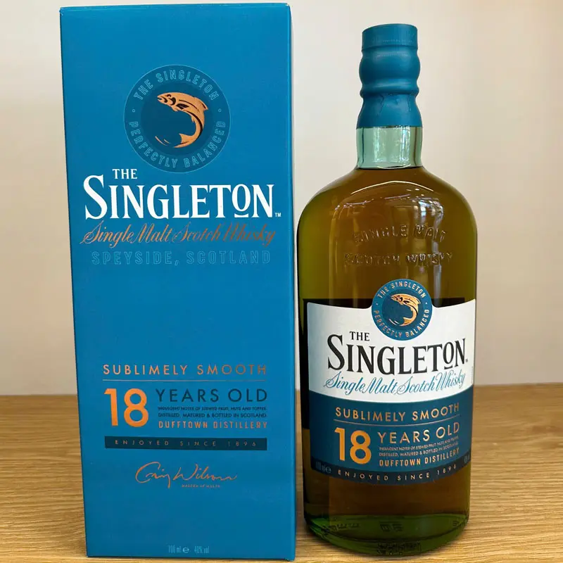 Rượu (Whisky) hiệu:THE SINGLETON OF DUFFTOWN 18 YEARS OLD 700ml,nồng độ cồn: 40% , 6 chai/thùng ( Hàng mới 100%).