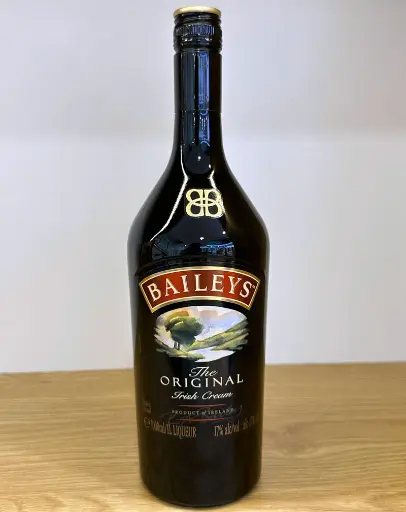 Rượu (mùi) hiệu:BAILEY'S IRISH CREAM 1000ml,nồng độ cồn: 17% , 12 chai/thùng ( Hàng mới 100%)